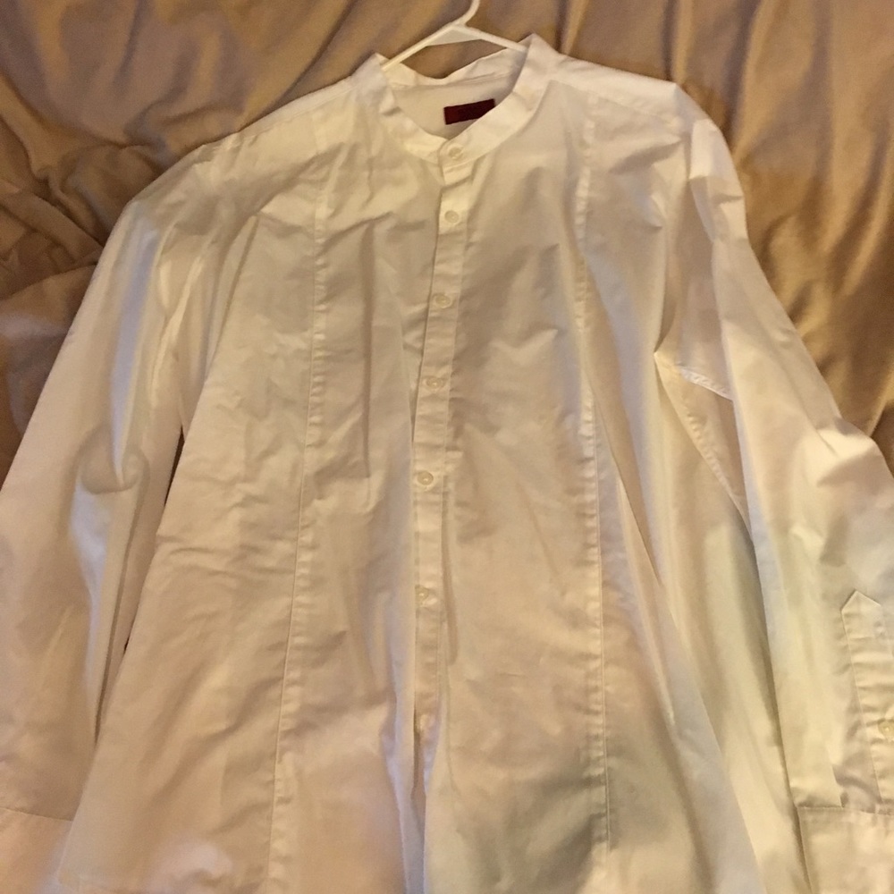 Banded collar shirt